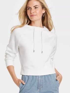 Universal Thread White Cropped Hoodie